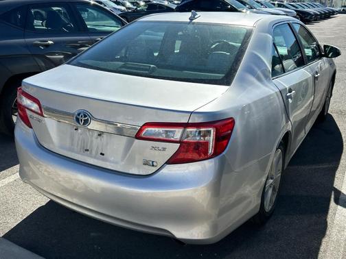 2012 Toyota Camry Hybrid XLE