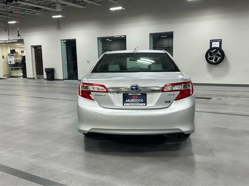 2012 Toyota Camry Hybrid XLE