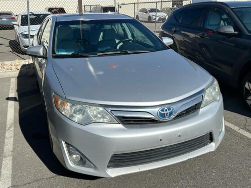 2012 Toyota Camry Hybrid XLE