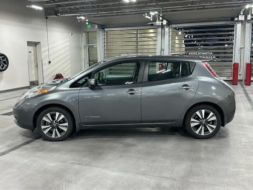 2017 Nissan Leaf SL