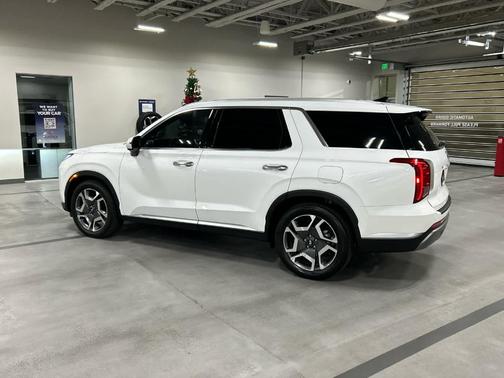 2025 Hyundai PALISADE SEL Premium