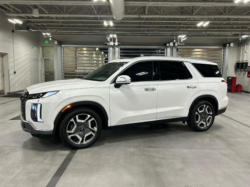 2025 Hyundai PALISADE SEL Premium