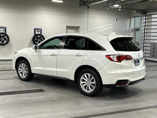 2018 Acura RDX