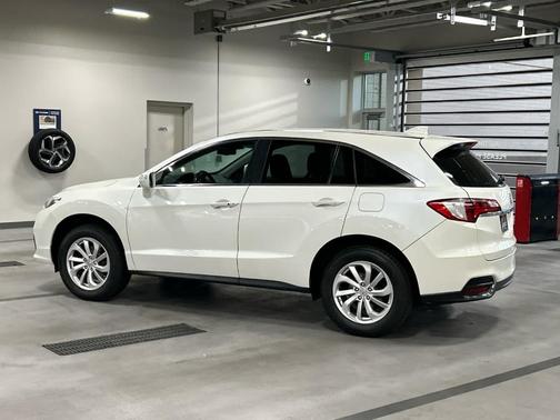 2018 Acura RDX