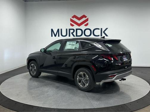 Ash Black 2026 Hyundai TUCSON Hybrid Blue SE