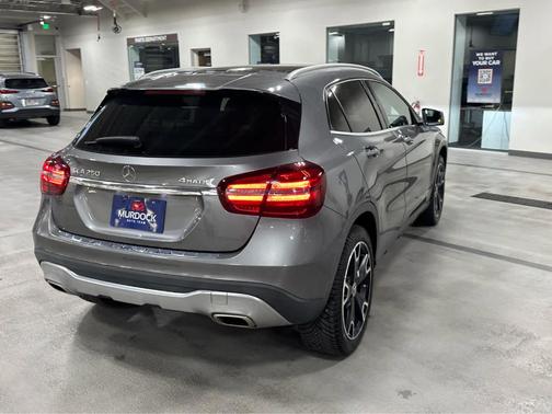 2020 Mercedes-Benz GLA 250 Base 4MATIC