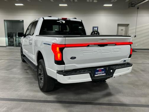 2023 Ford F-150 Lightning LARIAT