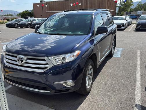 Nautical Blue Metallic 2013 Toyota Highlander Base Plus