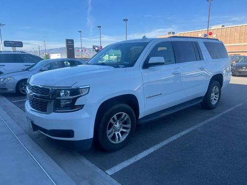 Summit White 2020 Chevrolet Suburban LT