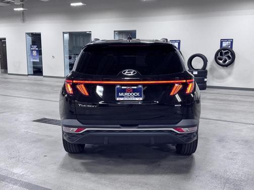 Black Pearl 2024 Hyundai TUCSON SEL