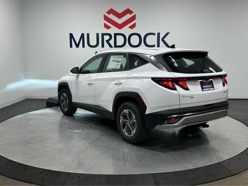 2026 Hyundai TUCSON Hybrid Blue SE