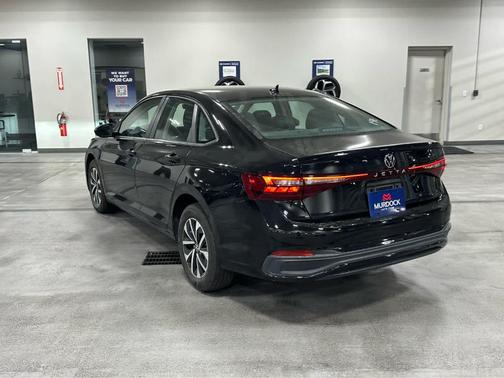 Deep Black Pearl Effect 2025 Volkswagen Jetta 1.5T S