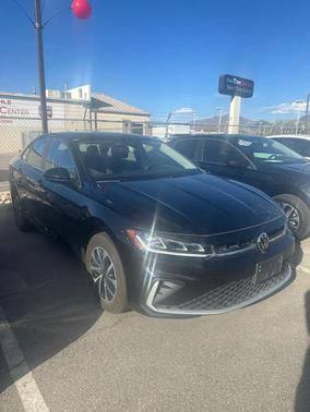 Deep Black Pearl Effect 2025 Volkswagen Jetta 1.5T S