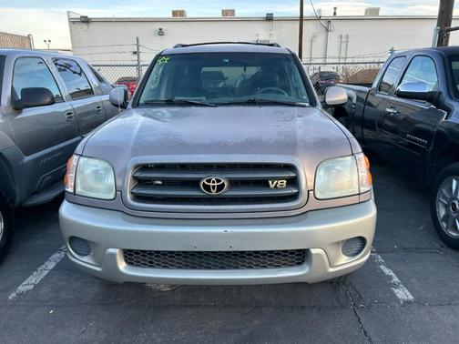 2002 Toyota Sequoia SR5