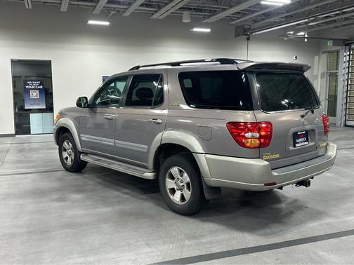 2002 Toyota Sequoia SR5