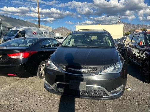 2019 Chrysler Pacifica Touring-L
