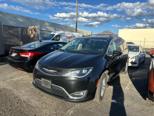 2019 Chrysler Pacifica Touring-L