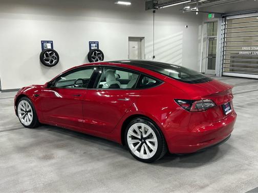 2021 Tesla Model 3 Long Range