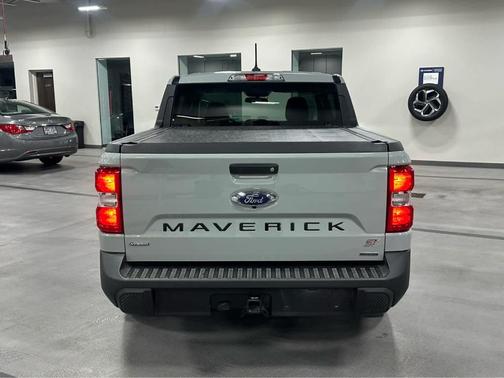2023 Ford Maverick XL