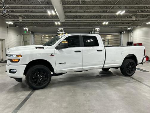 2025 RAM 3500 Big Horn