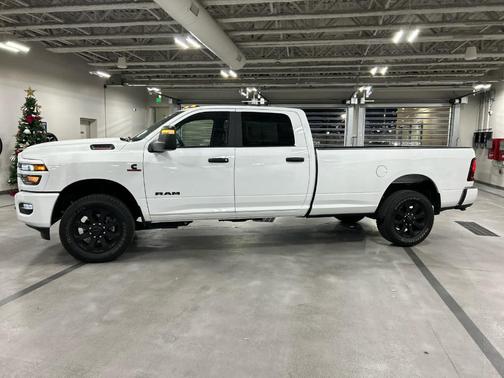2025 RAM 3500 Big Horn