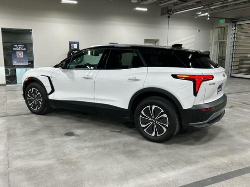2025 Chevrolet Blazer EV AWD LT