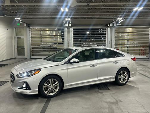 2018 Hyundai SONATA Limited