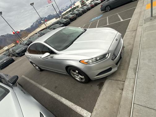 2013 Ford Fusion SE