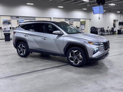 Shimmering Silver 2023 Hyundai TUCSON Limited
