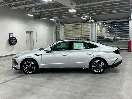 2025 Hyundai SONATA SEL Convenience