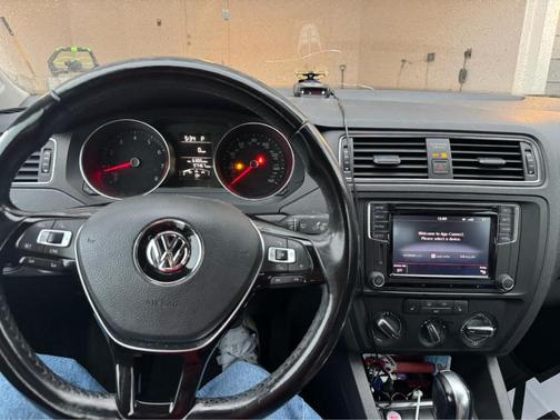 2016 Volkswagen Jetta 1.4T SE w/ Connectivity