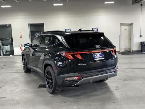 Phantom Black 2023 Hyundai TUCSON Limited