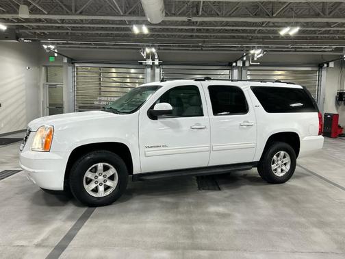 2011 GMC Yukon XL 1500 SLT