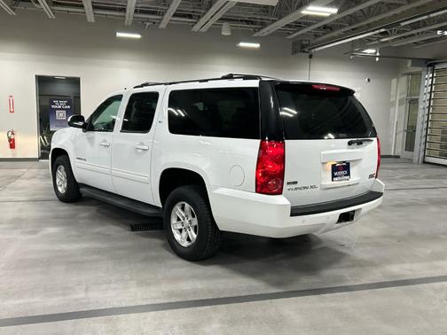 2011 GMC Yukon XL 1500 SLT