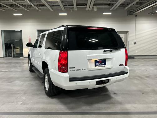 2011 GMC Yukon XL 1500 SLT