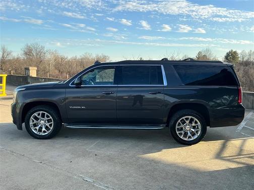 2016 GMC Yukon XL SLT