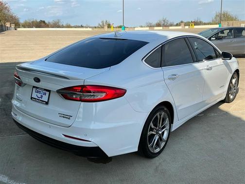 Oxford White 2019 Ford Fusion Hybrid Titanium