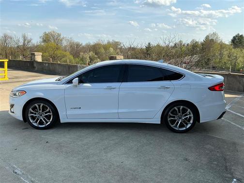 Oxford White 2019 Ford Fusion Hybrid Titanium