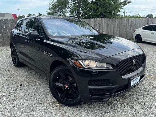 2018 Jaguar F-PACE 25t Premium