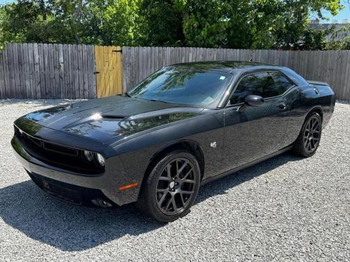 2016 Dodge Challenger R/T Scat Pack
