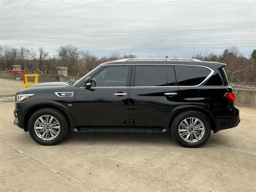 2018 INFINITI QX80 Base