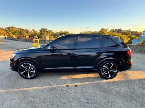2019 Audi Q7 55 Prestige