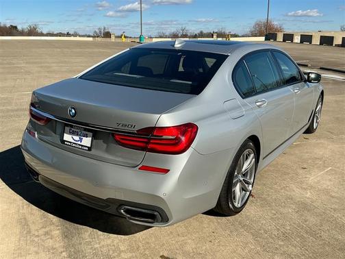 2016 BMW 750 i xDrive