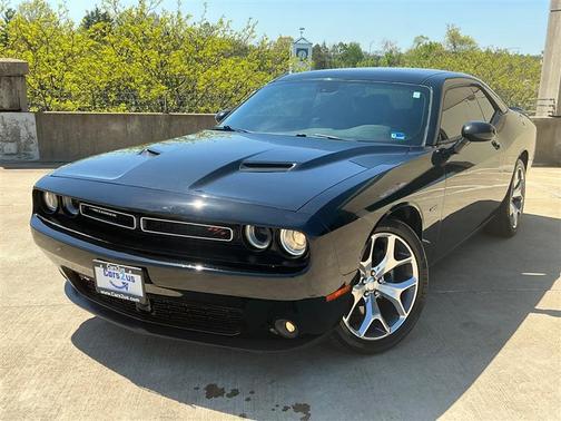 Pitch Black Clearcoat 2015 Dodge Challenger R/T Plus