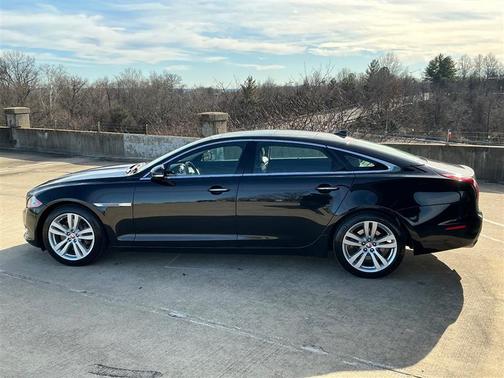 2014 Jaguar XJ XJL Portfolio