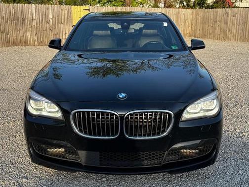 2015 BMW 750 i xDrive