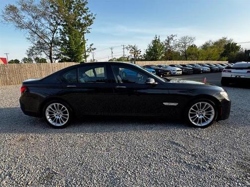 2015 BMW 750 i xDrive