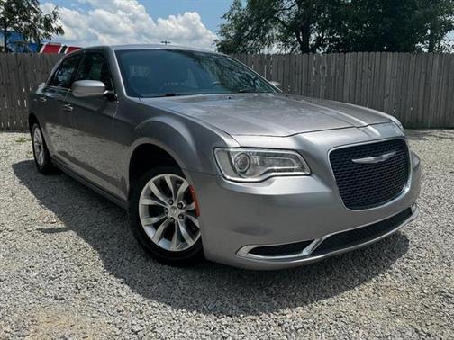 2015 Chrysler 300 Limited