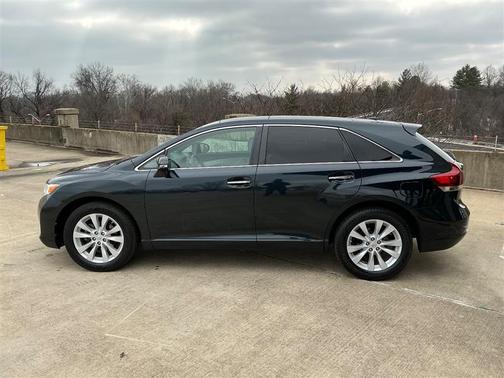 2015 Toyota Venza LE