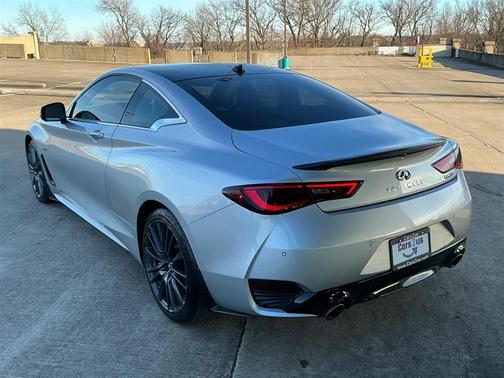 2017 INFINITI Q60 3.0t Red Sport 400